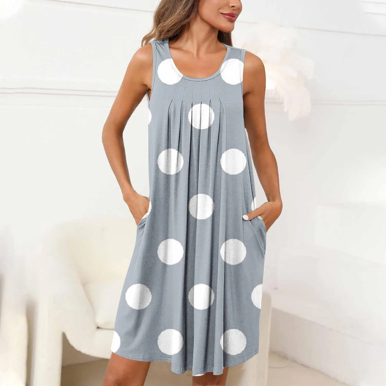 Flowy Dresses for Women Summer Casual Sleeveless Polka Dots Sundress Ruched Beach Vacation Tank Dress with Pockets
