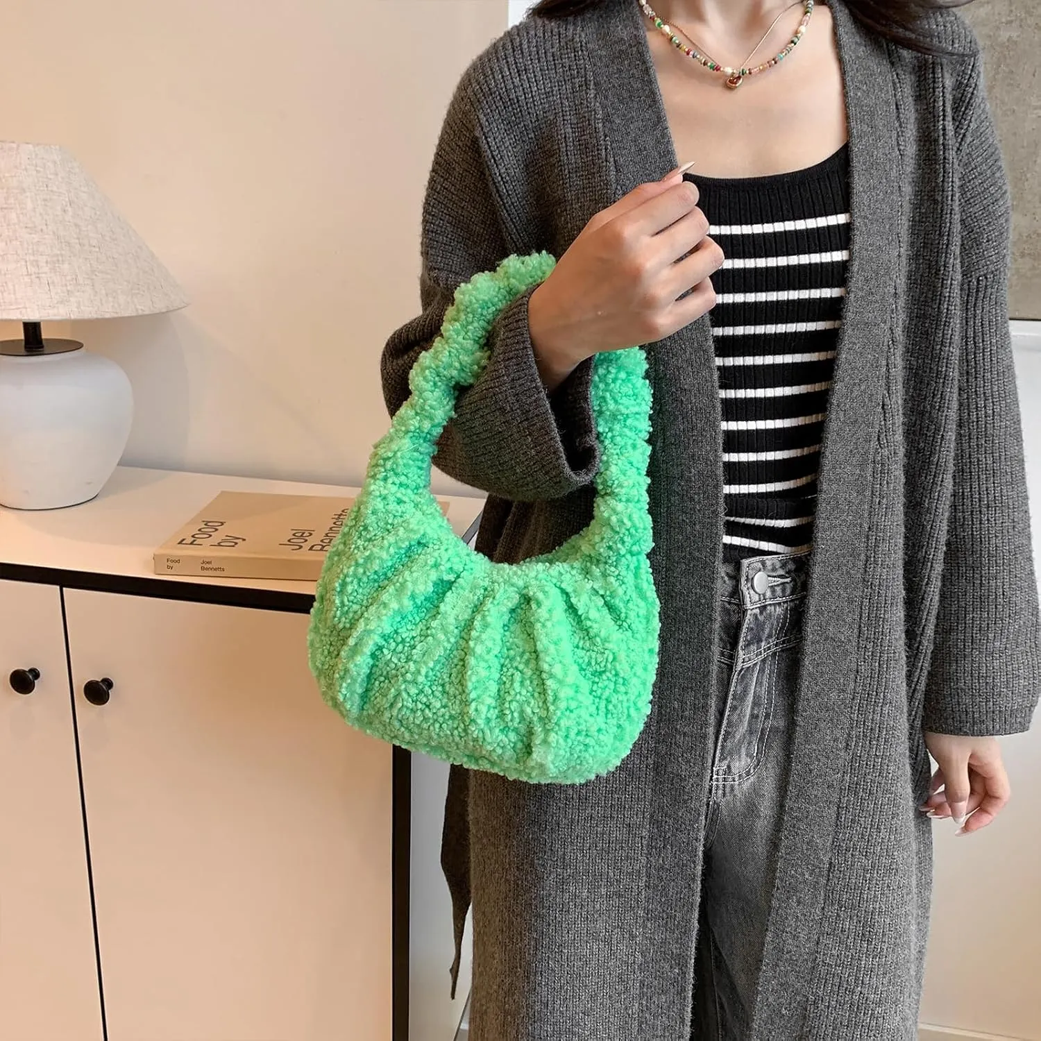 Fluffy Tote Bag, Fuzzy Purses for Women Faux Fur Bag Lambswool Y2k Purse Furry Bag