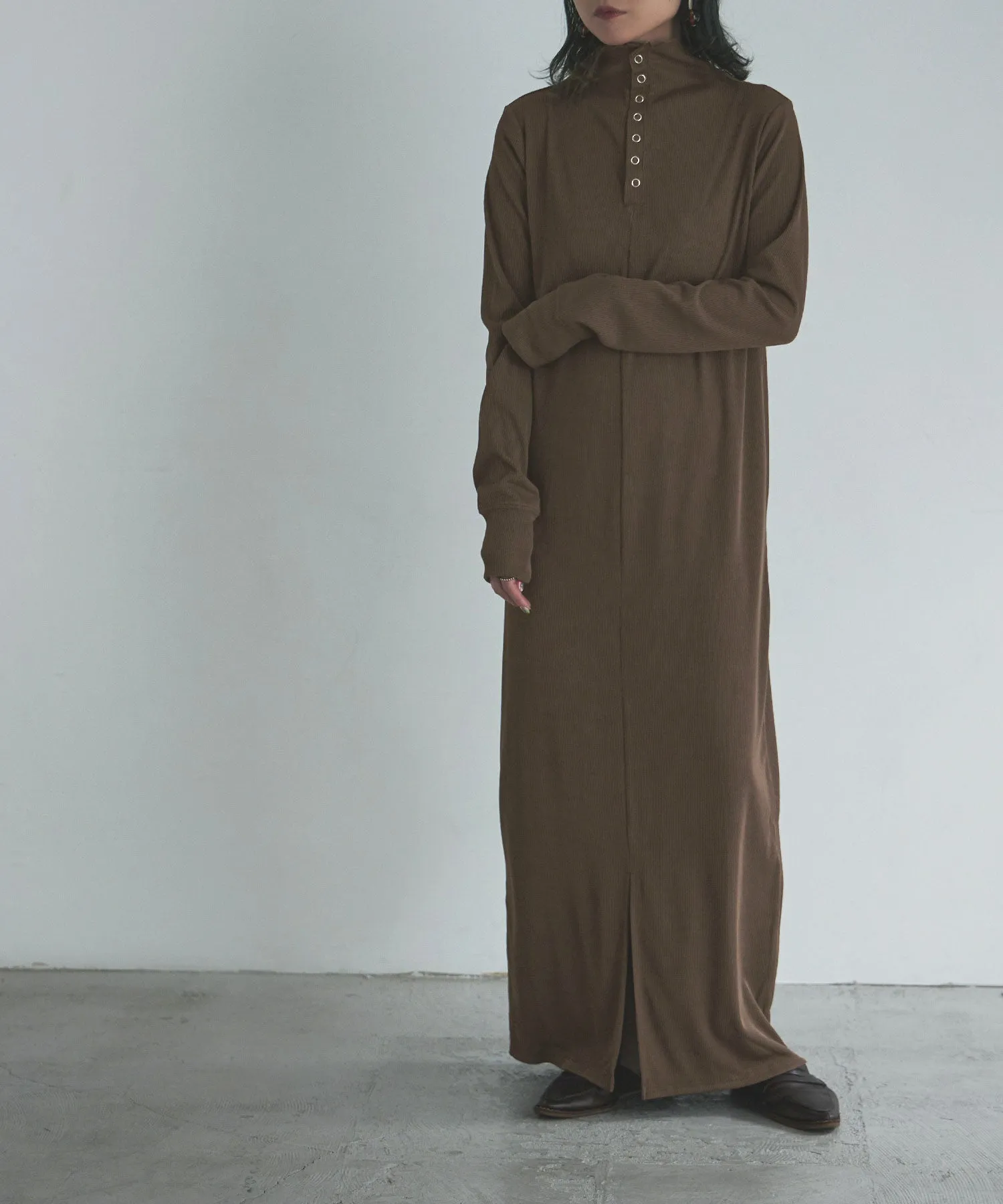 Snap button high neck rib OP