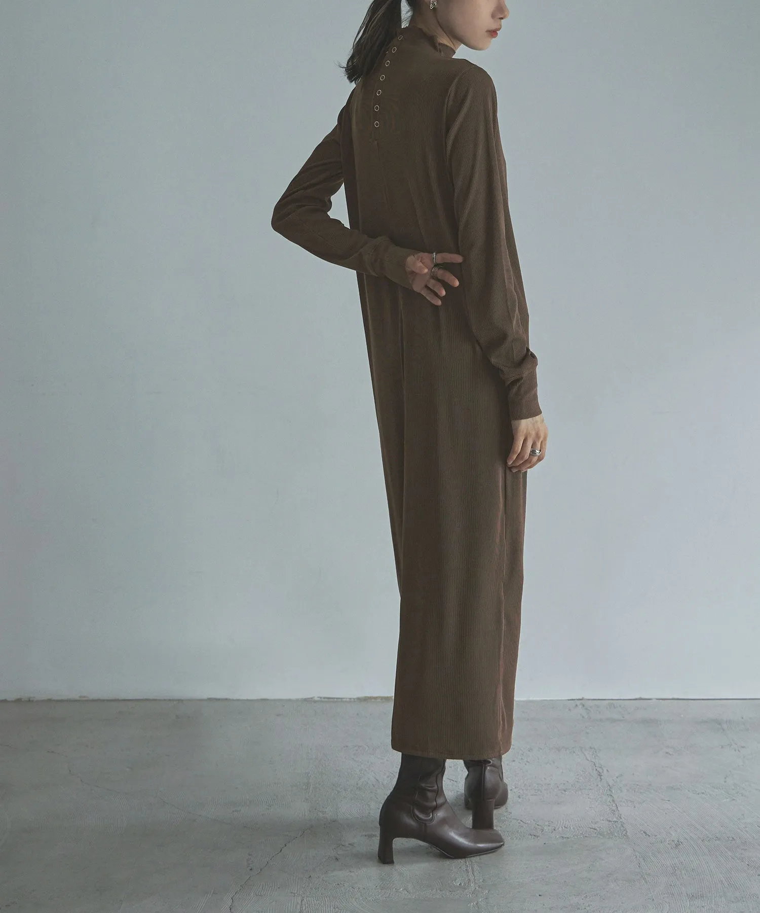Snap button high neck rib OP