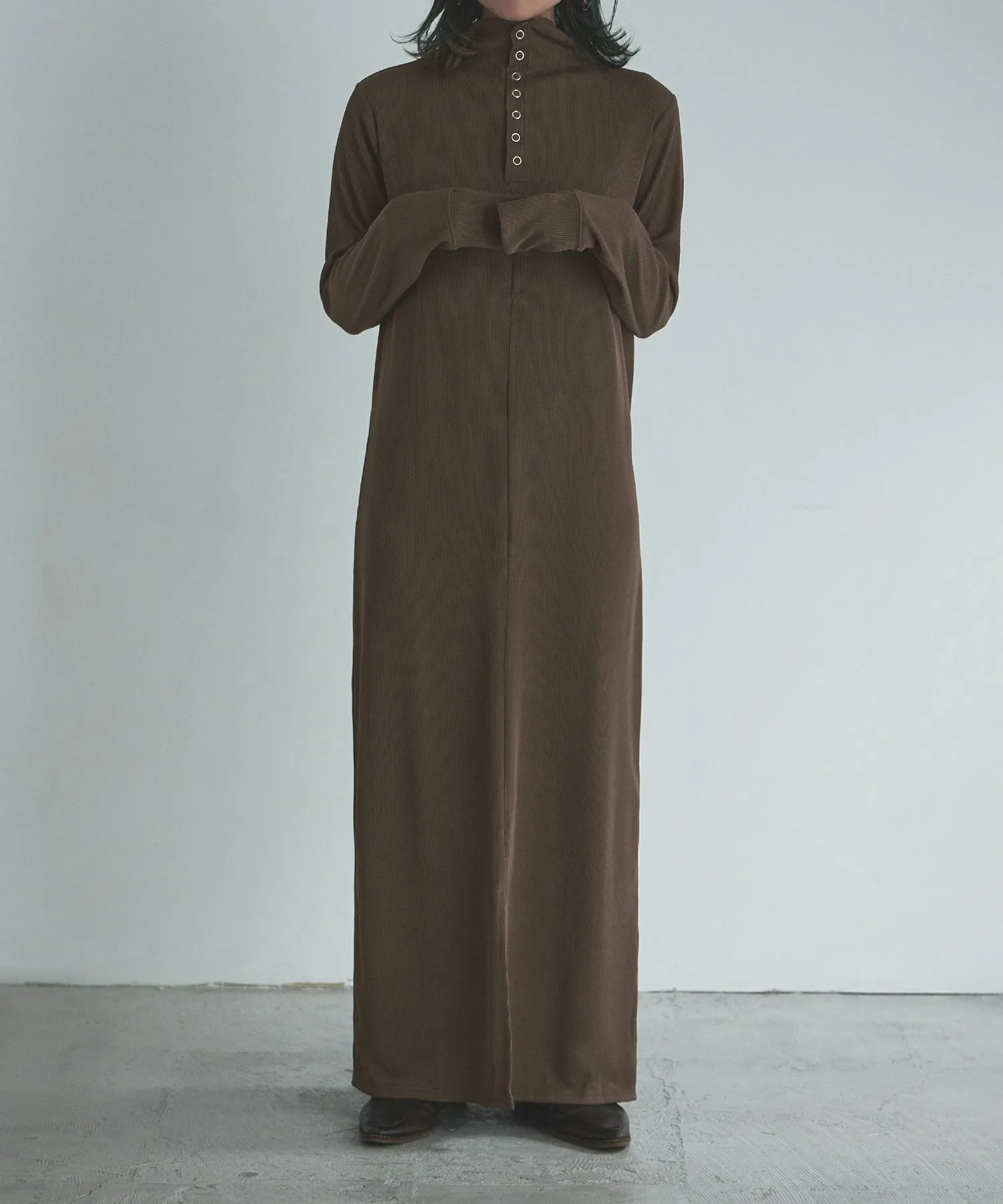 Snap button high neck rib OP