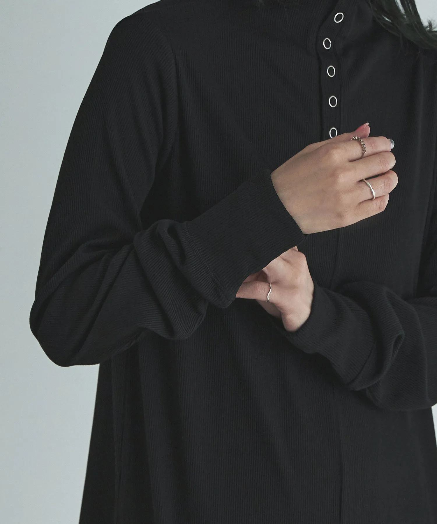 Snap button high neck rib OP