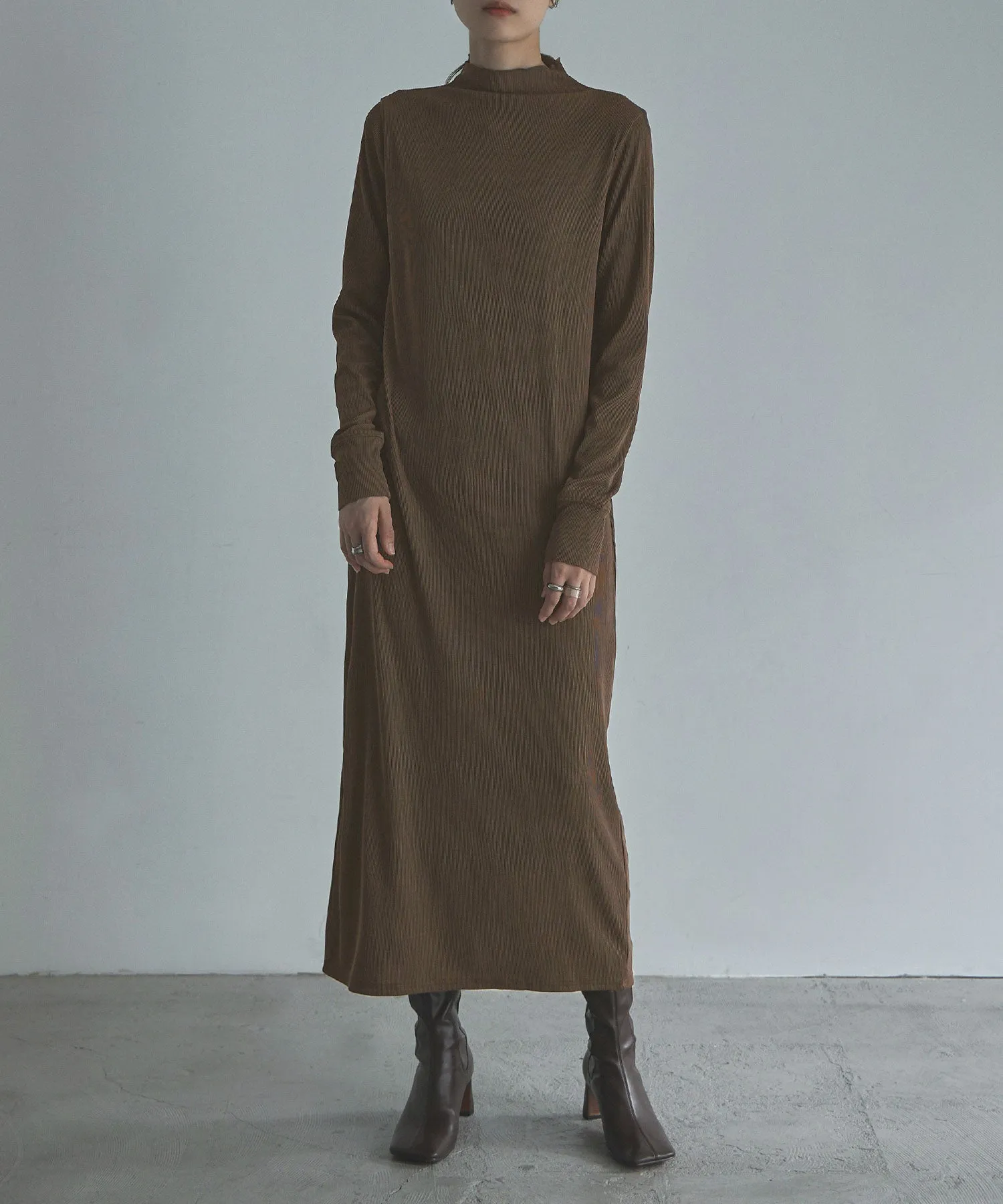 Snap button high neck rib OP
