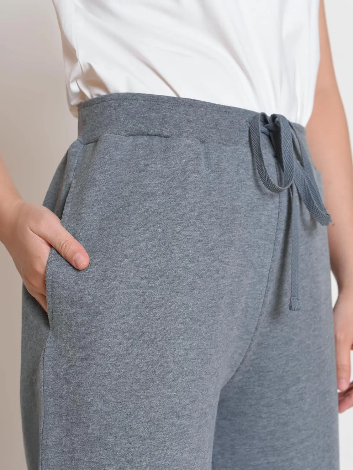 Weintee Women's Petite Wide Leg Sweatpants Petite Length